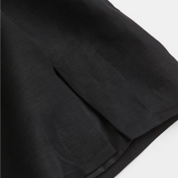 H&M Linen Mini Skirt - Picture 2 of 4